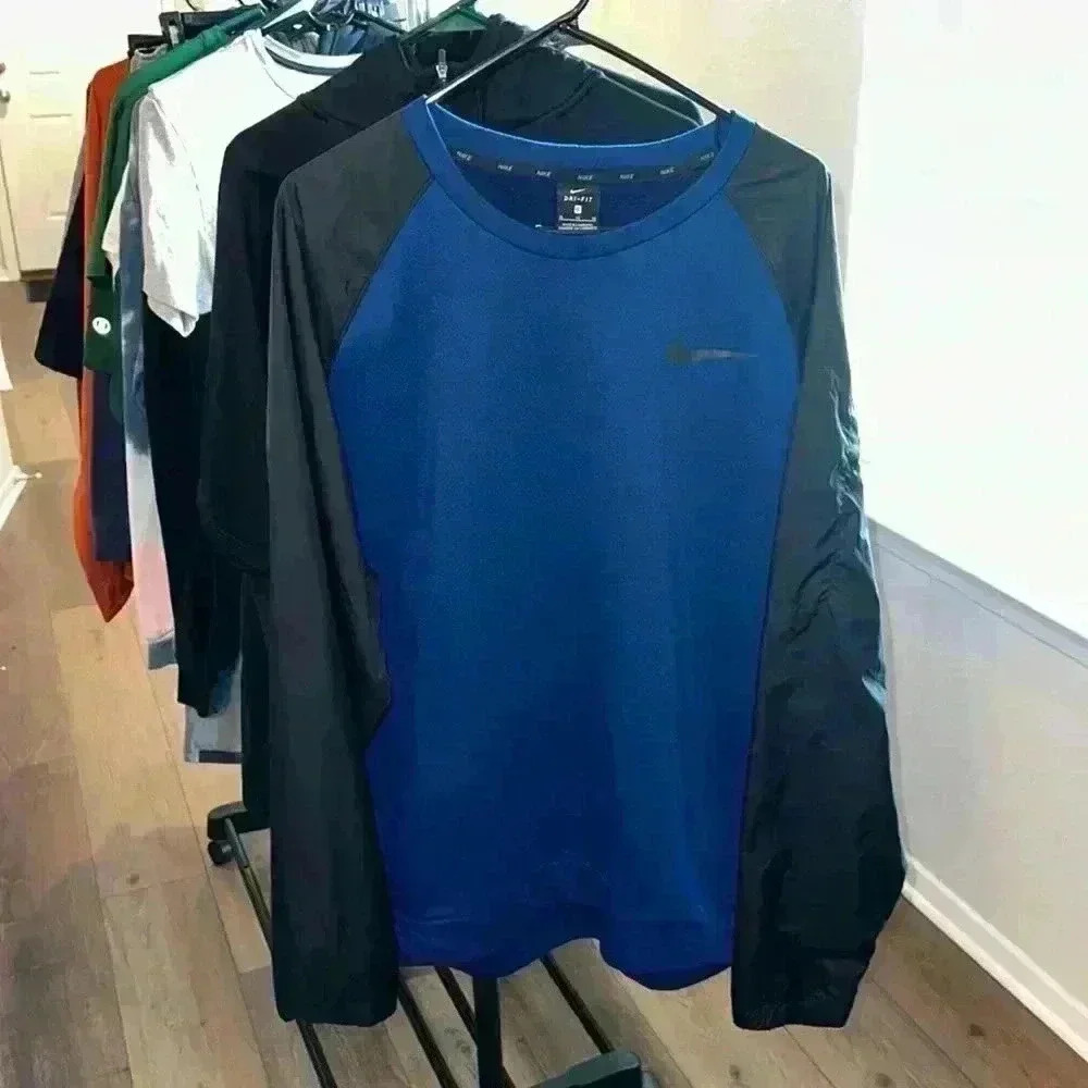 Nike Sweatshirt w/ nylon sleeves